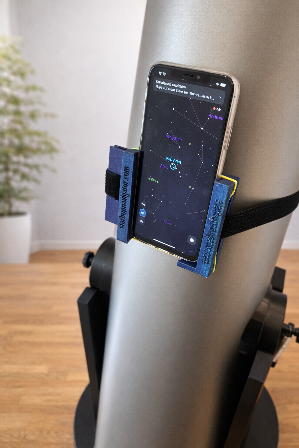 3D-gedruckte Halterung am größeren Newton-Teleskop